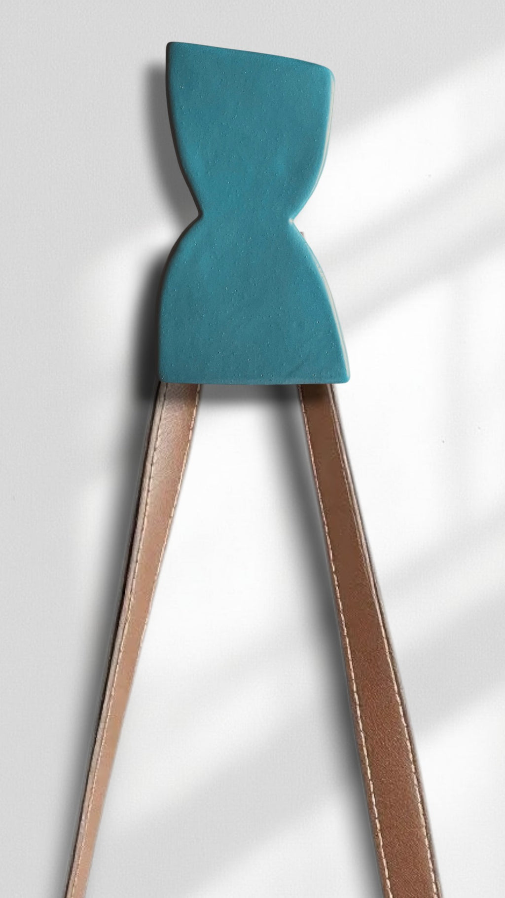 HOURGLASS